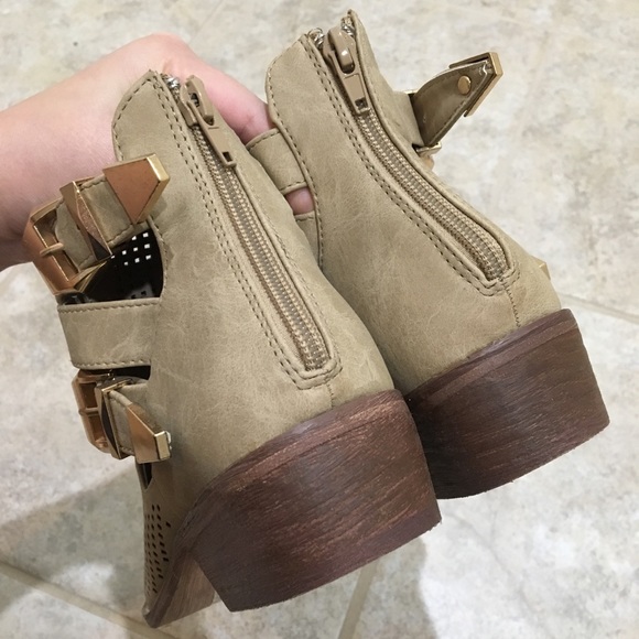 New forever21 ankle booties Tan - Picture 6 of 6